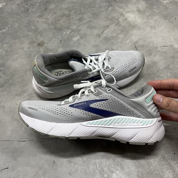 Womens Brooks Adrenaline GTS 22 Running Shoes Sz 10D 1203532A045 - Picture 5 of 9